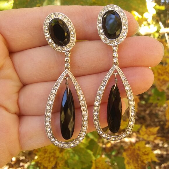 VTG Monet drop Dangle teardrop clip on earrings  rhinestones black cabochons - Picture 12 of 17